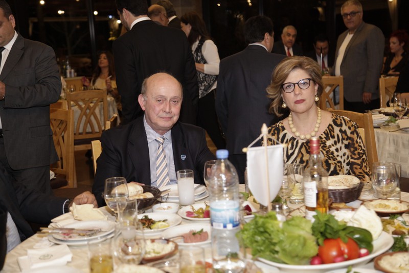 Diner de Retrouvailles Nostalgiques 